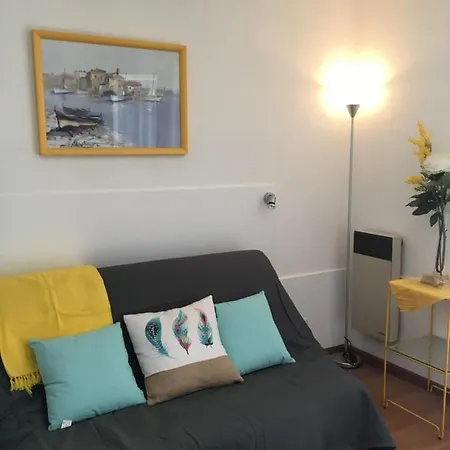 Charmant Studio A 2 Minutes Des Plages De Le Cote D'azur